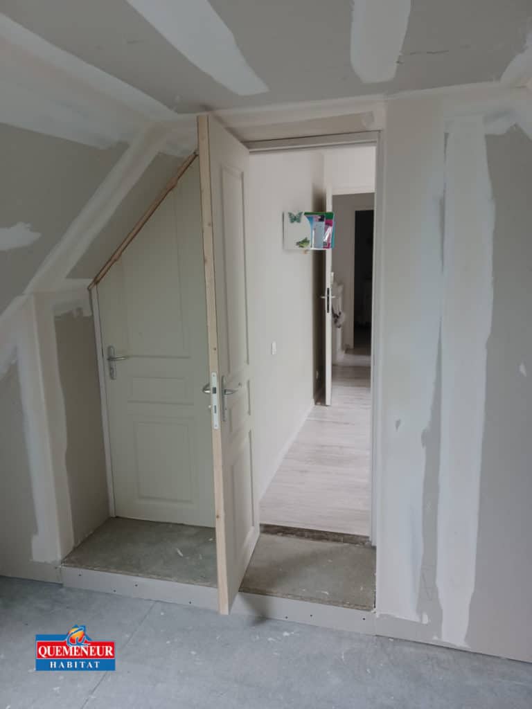 AMENAGEMENT DE COMBLES ET SALLE DE BAIN MILZAC (2)
