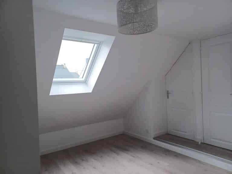 AMENAGEMENT DE COMBLES ET SALLE DE BAIN MILZAC